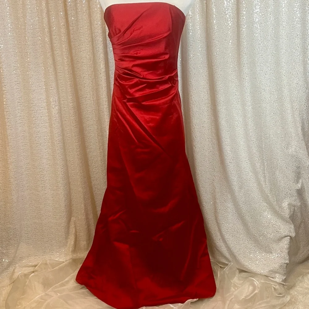 A.B.S. Evening Allen Schwartz Red Satin Gown - Picture 1 of 4